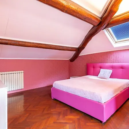 Oleandra Vip With Garden&swimming Pool Lodge