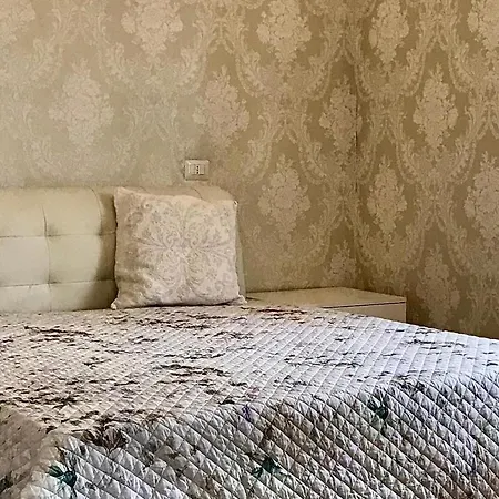 Oleandra Vip With Garden&swimming Pool Lodge